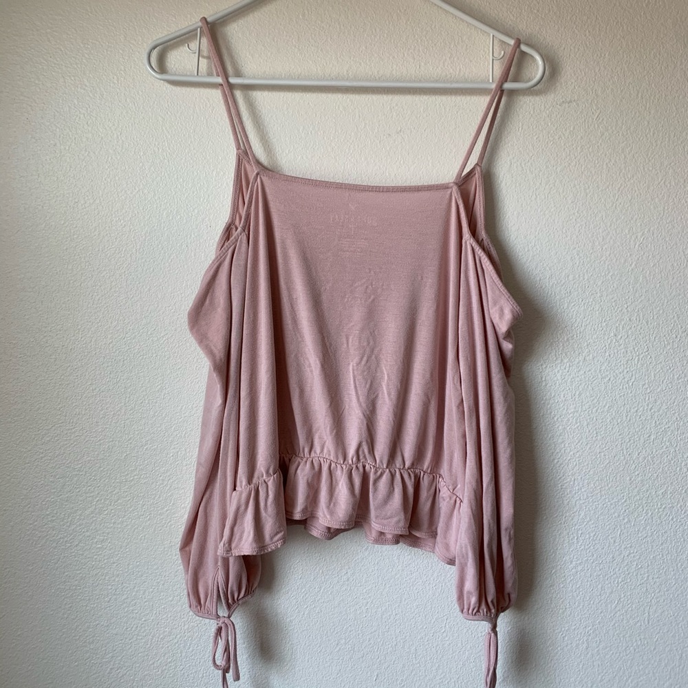 🌸 3/$10 American Eagle Outfitters Pink Cold-Shoulder Top - Picture 3 of 6